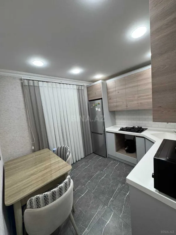 Satılır 2 otaqlı mənzil 65 m²
