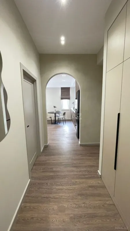 Satılır 2 otaqlı mənzil 60 m²