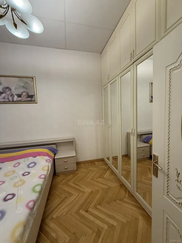 Kirayə verilir 2 otaqlı mənzil 70 m²