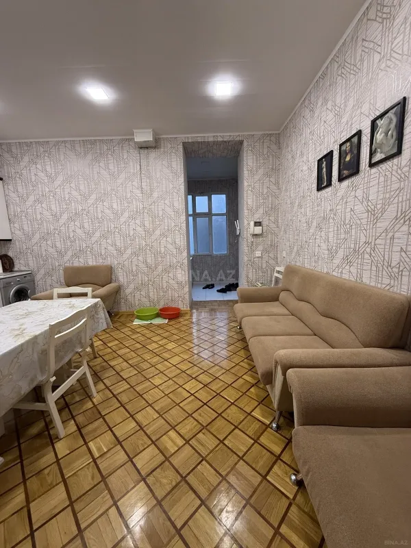 Kirayə verilir 2 otaqlı mənzil 70 m²