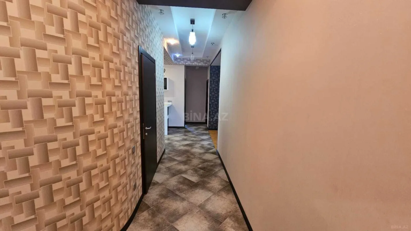 Kirayə verilir 3 otaqlı mənzil 200 m²