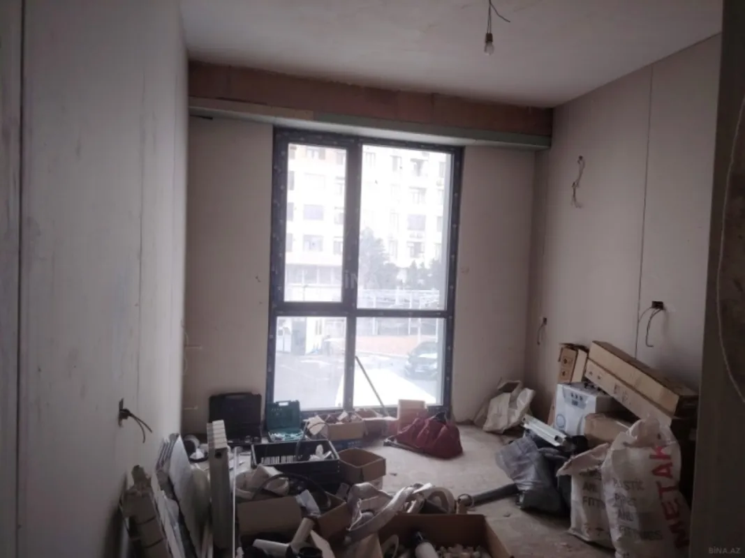 Satılır 3 otaqlı mənzil 95 m²