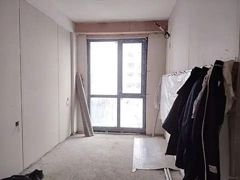 Satılır 3 otaqlı mənzil 95 m²