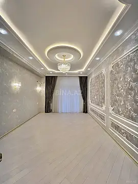 Satılır 3 otaqlı mənzil 134 m²