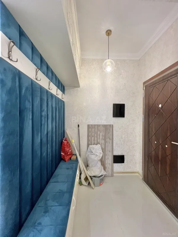Satılır 3 otaqlı mənzil 134 m²