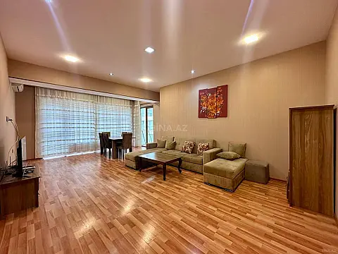 Satılır 3 otaqlı mənzil 113 m²