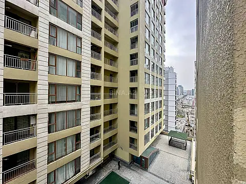 Satılır 3 otaqlı mənzil 113 m²