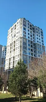 Satılır 3 otaqlı mənzil 135 m²