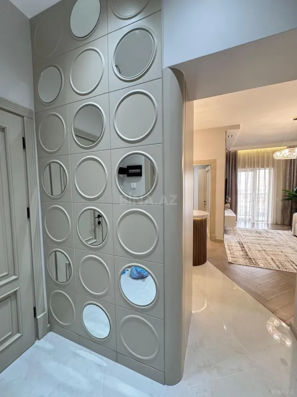 Satılır 2 otaqlı mənzil 68 m²