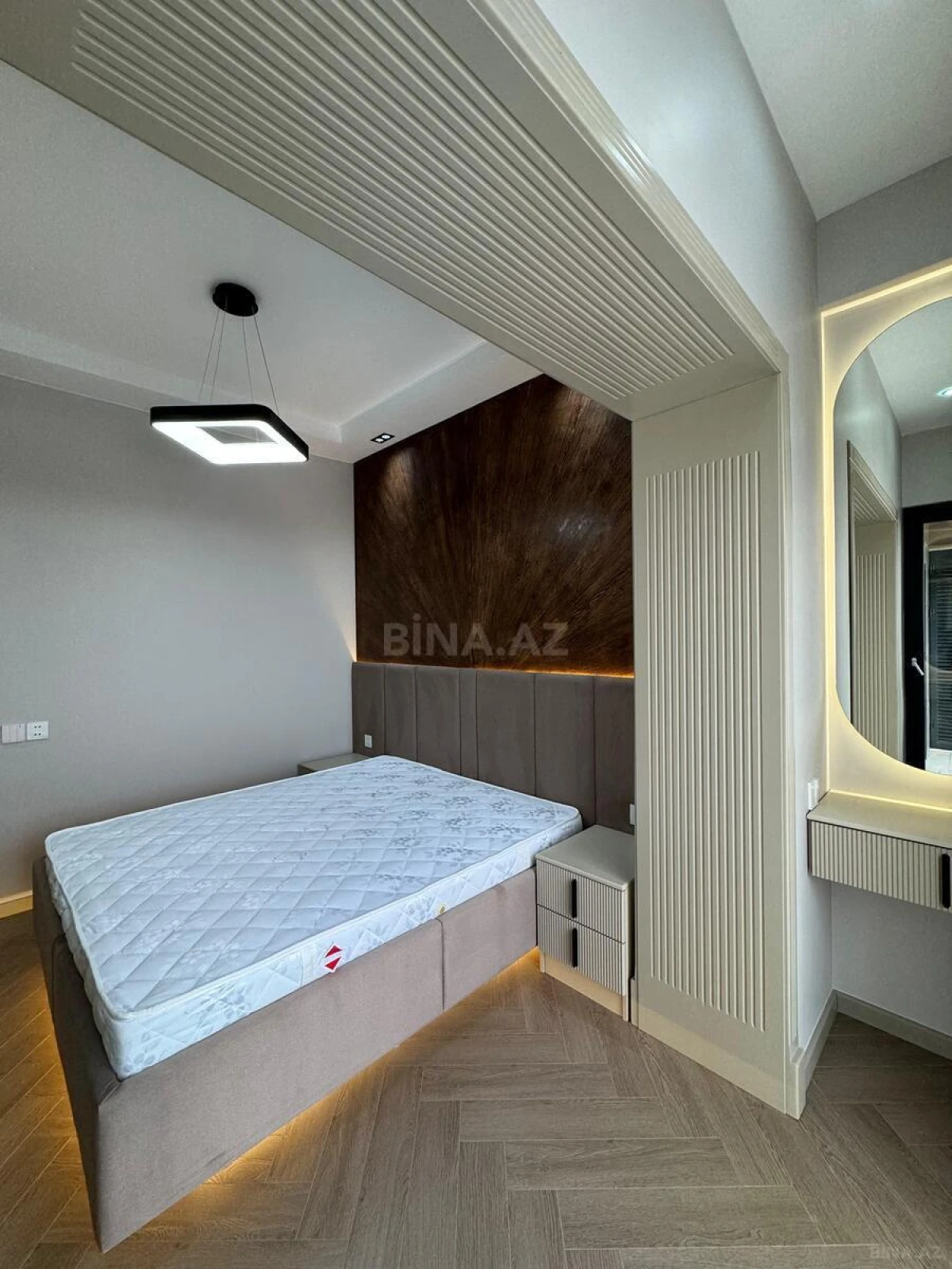 Satılır 2 otaqlı mənzil 68 m²
