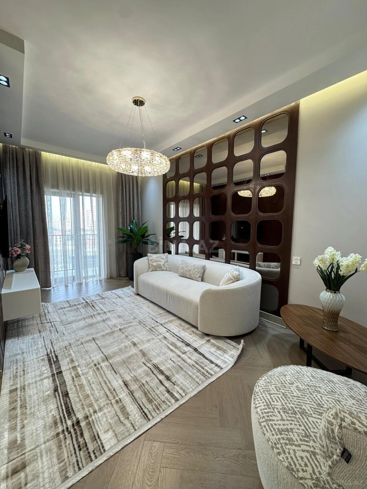 Satılır 2 otaqlı mənzil 68 m²
