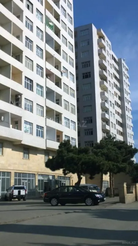 Satılır 3 otaqlı mənzil 155 m²