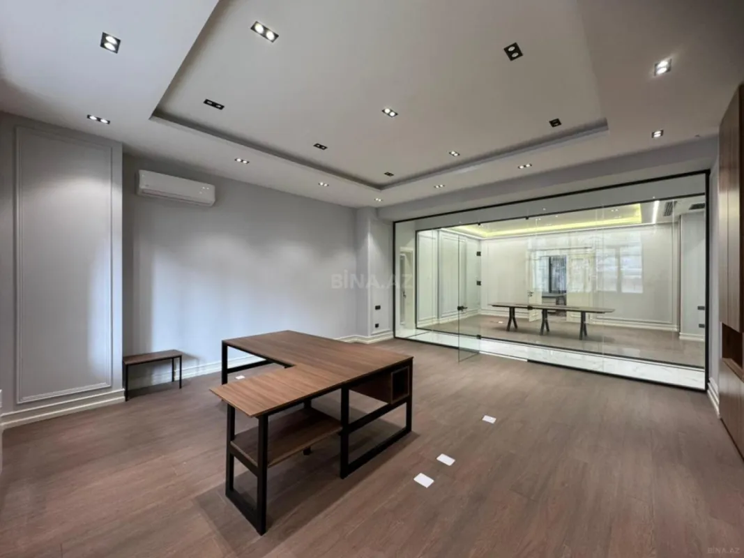 Kirayə verilir 7 otaqlı ofis 320 m²