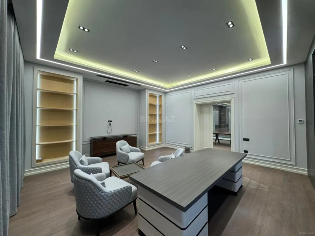 Kirayə verilir 7 otaqlı ofis 320 m²