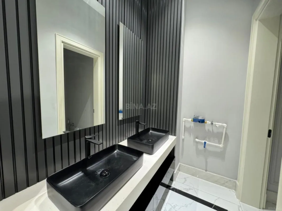 Kirayə verilir 7 otaqlı ofis 320 m²