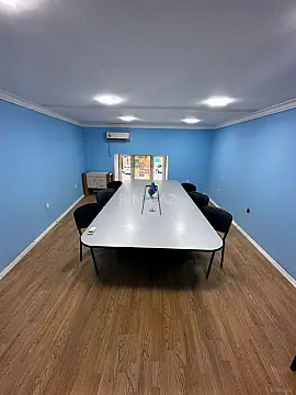 Kirayə verilir 6 otaqlı ofis 130 m²