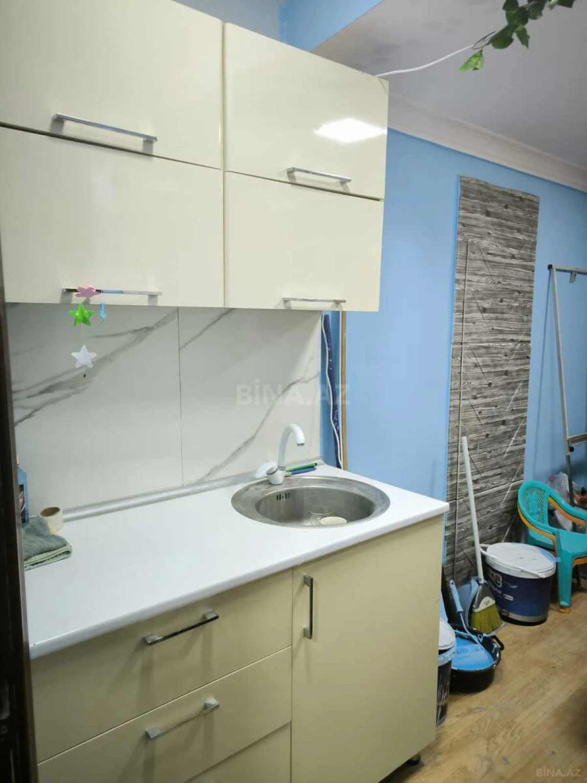 Kirayə verilir 6 otaqlı ofis 130 m²