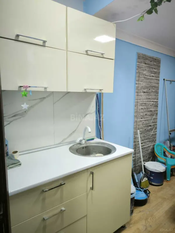 Kirayə verilir 6 otaqlı ofis 130 m²