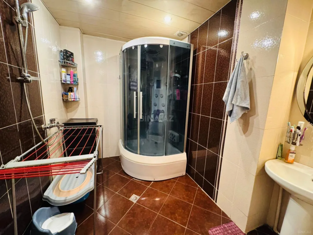 Satılır 2 otaqlı mənzil 96 m²