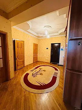 Satılır 2 otaqlı mənzil 96 m²