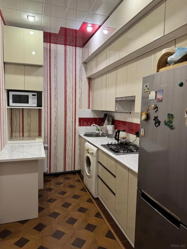 Satılır 2 otaqlı mənzil 60 m²