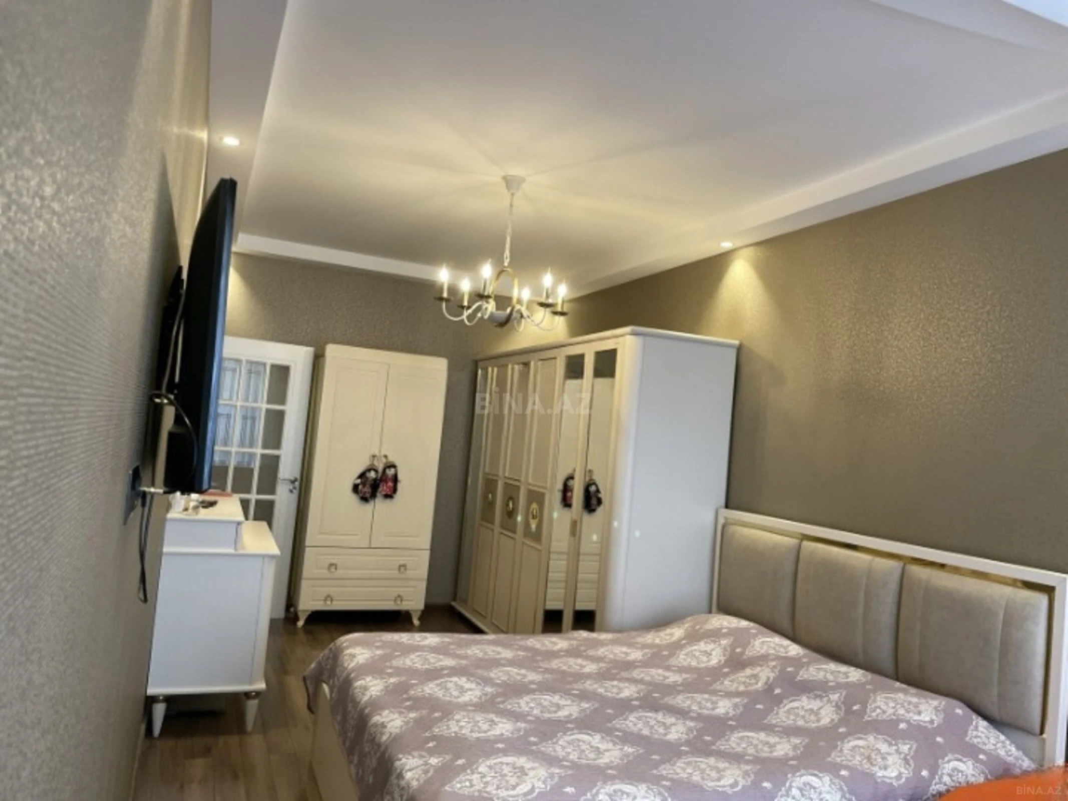Satılır 2 otaqlı mənzil 90 m²