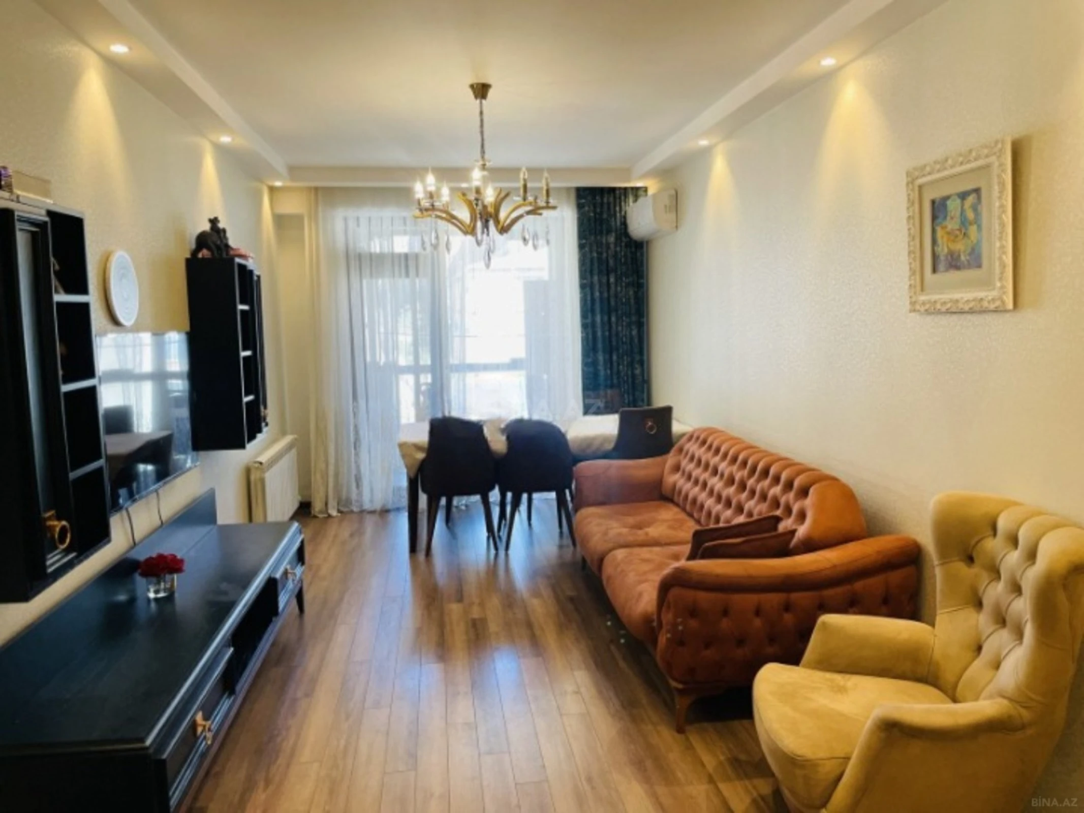 Satılır 2 otaqlı mənzil 90 m²