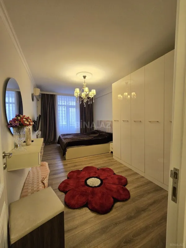Satılır 2 otaqlı mənzil 49 m²