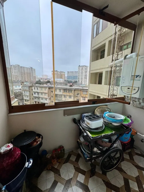 Satılır 3 otaqlı mənzil 127 m²