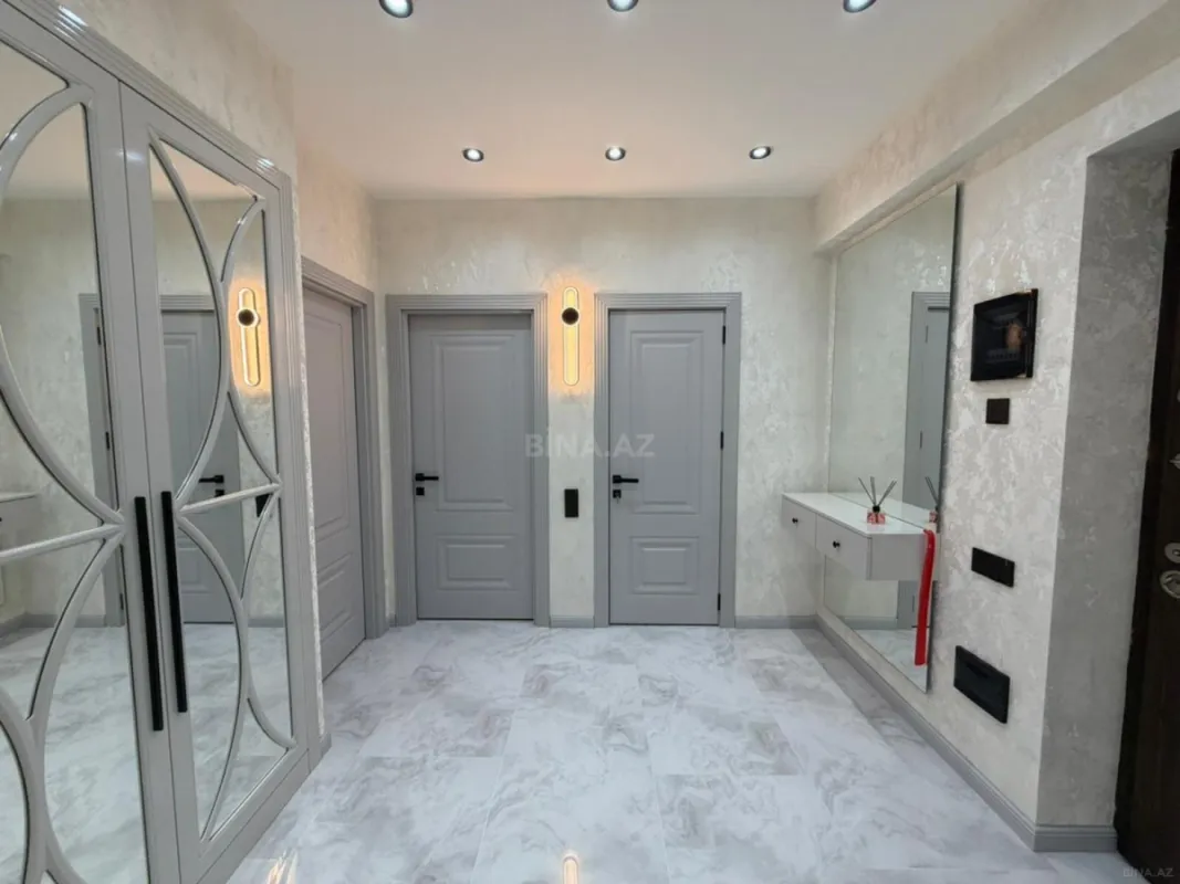 Satılır 3 otaqlı mənzil 80 m²