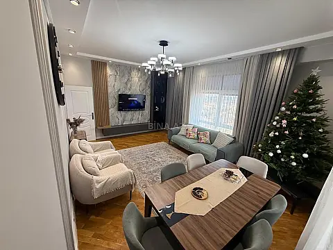 Satılır 4 otaqlı mənzil 120 m² — Bakı 4 otaq 120.00 m²