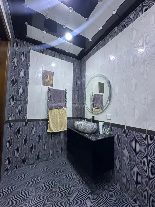 Kirayə verilir 3 otaqlı mənzil 110 m²