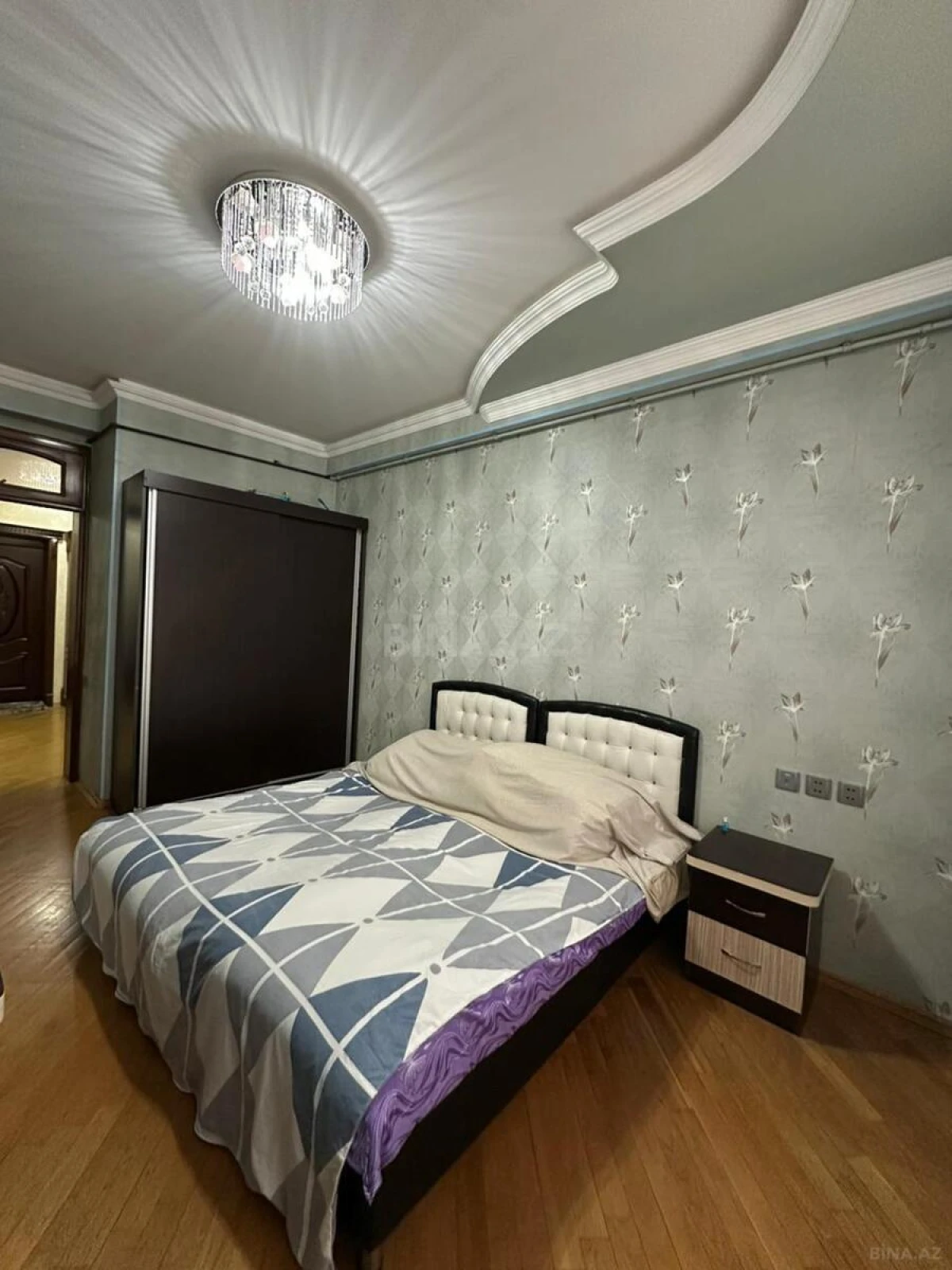 Kirayə verilir 3 otaqlı mənzil 110 m²