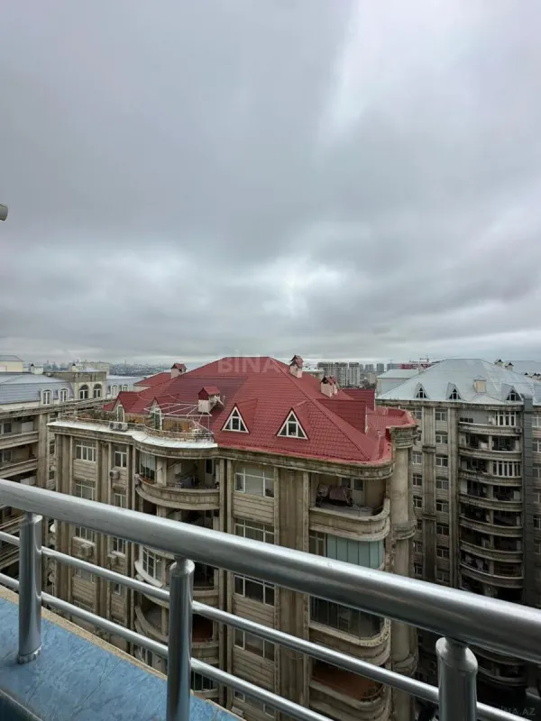 Kirayə verilir 3 otaqlı mənzil 110 m²