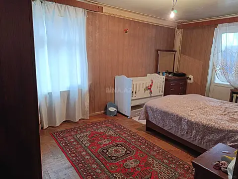 Satılır 4 otaqlı mənzil 110 m²
