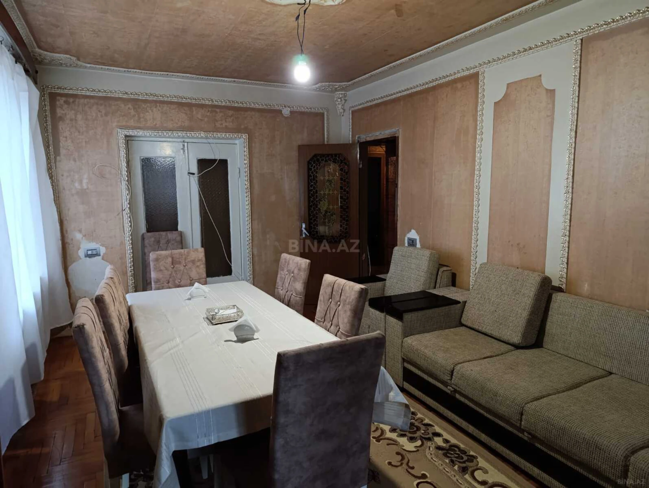 Satılır 4 otaqlı mənzil 110 m²