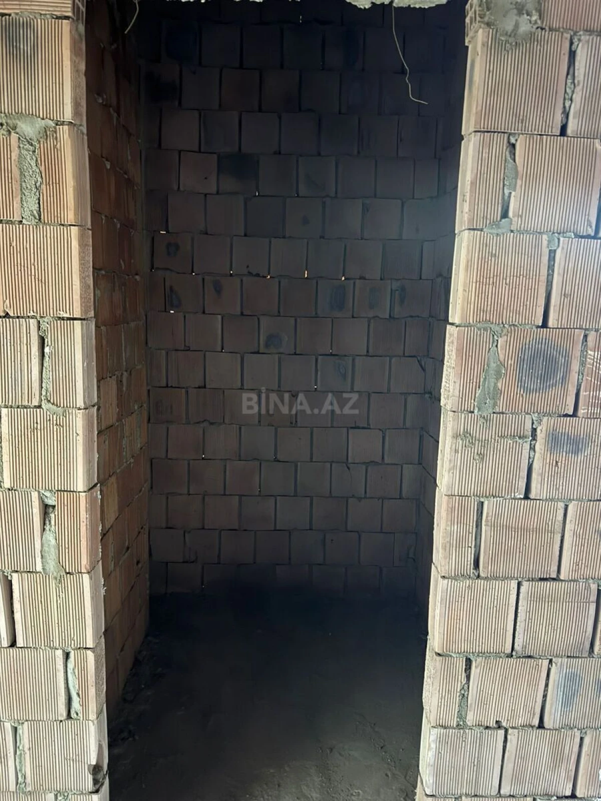Satılır 3 otaqlı mənzil 120 m²