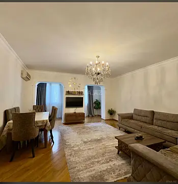 Satılır 4 otaqlı mənzil 90 m²