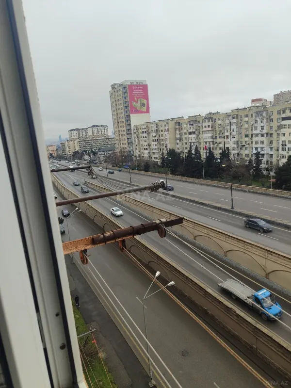 Satılır 2 otaqlı mənzil 65 m²