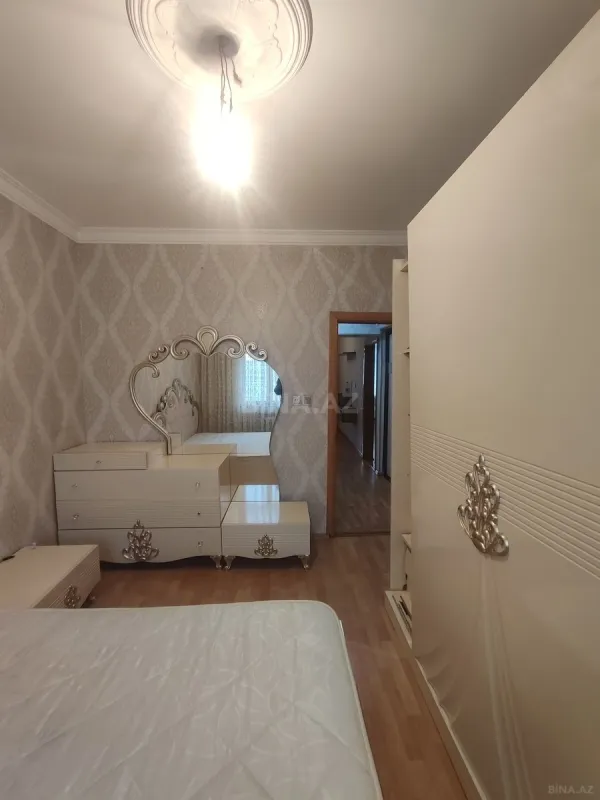Satılır 2 otaqlı mənzil 65 m²