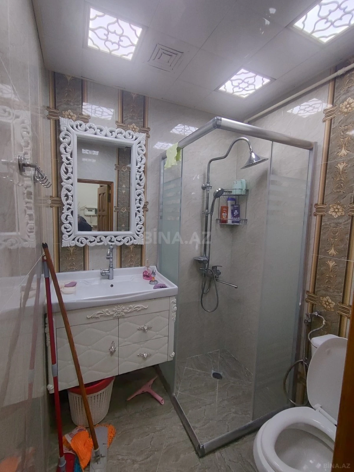 Satılır 2 otaqlı mənzil 65 m²