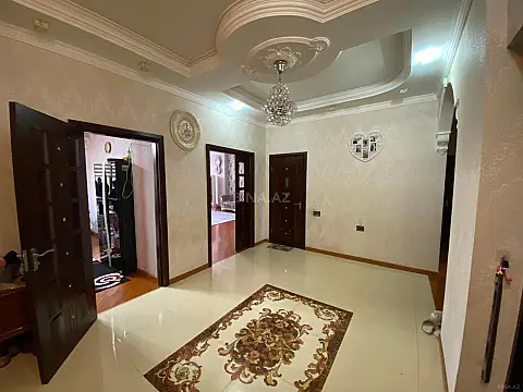 Satılır 3 otaqlı mənzil 155 m²