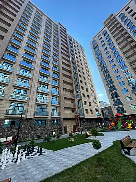 Satılır 2 otaqlı mənzil 70.8 m² — Bakı, İnşaatçılar 2 otaq 70.80 m²
