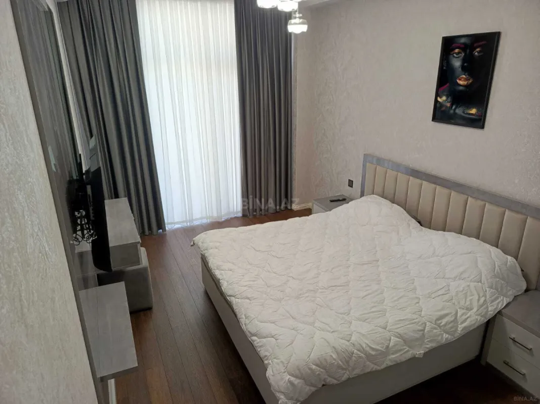 Kirayə verilir 2 otaqlı mənzil 90 m²