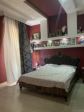 Satılır 4 otaqlı həyət evi 240 m²
