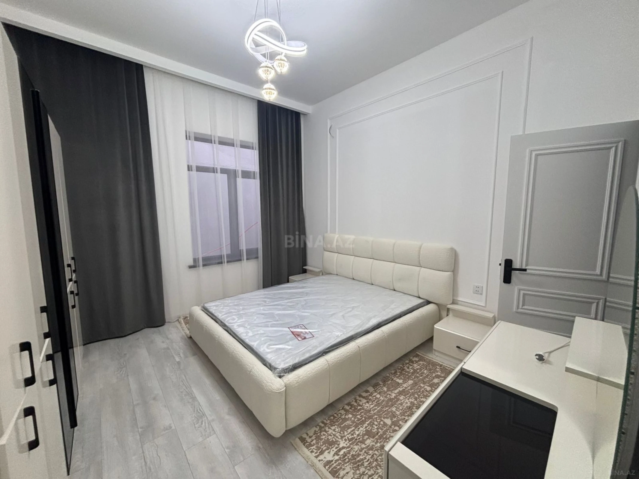 Satılır 4 otaqlı həyət evi 180 m²