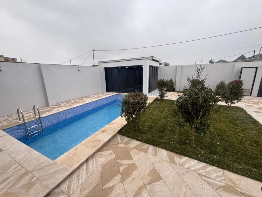 Satılır 4 otaqlı həyət evi 180 m²