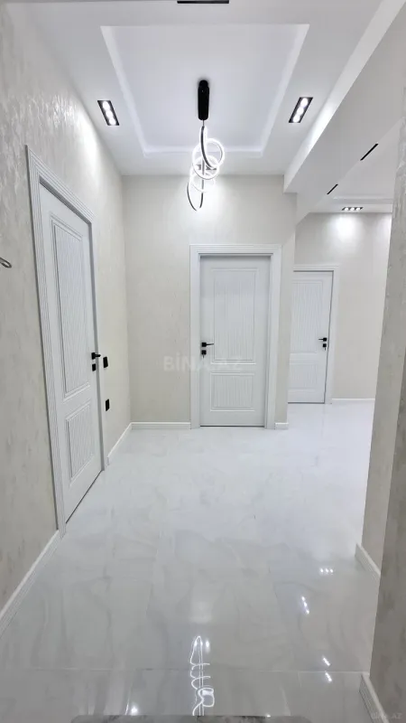 Kirayə verilir 3 otaqlı mənzil 95 m²