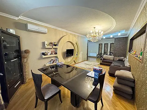 Satılır 3 otaqlı mənzil 134 m² — Bakı, Həzi Aslanov qəs. 3 otaq 134.00 m²