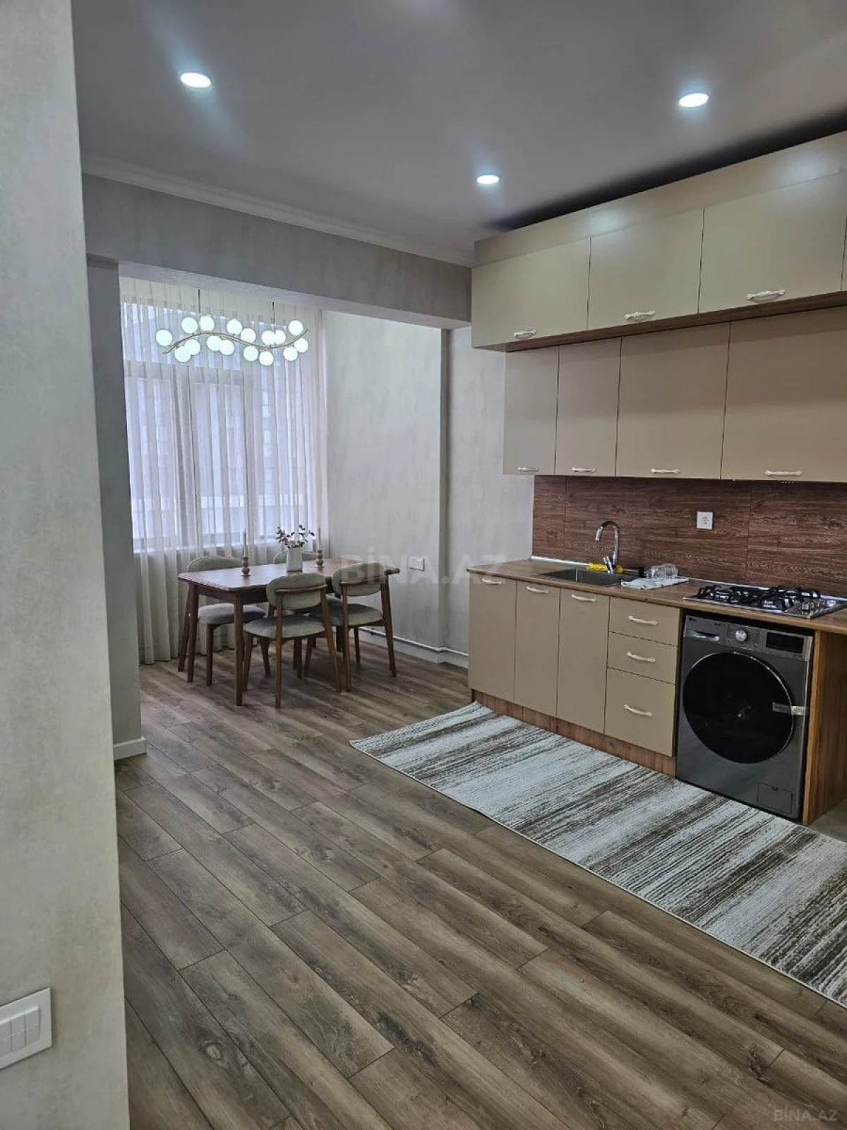 Kirayə verilir 2 otaqlı mənzil 55 m²